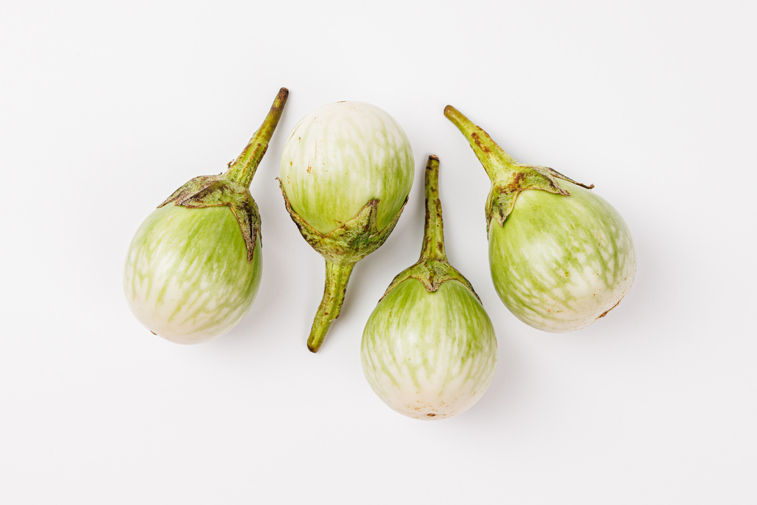 

Баклажаны мини белые 150 г