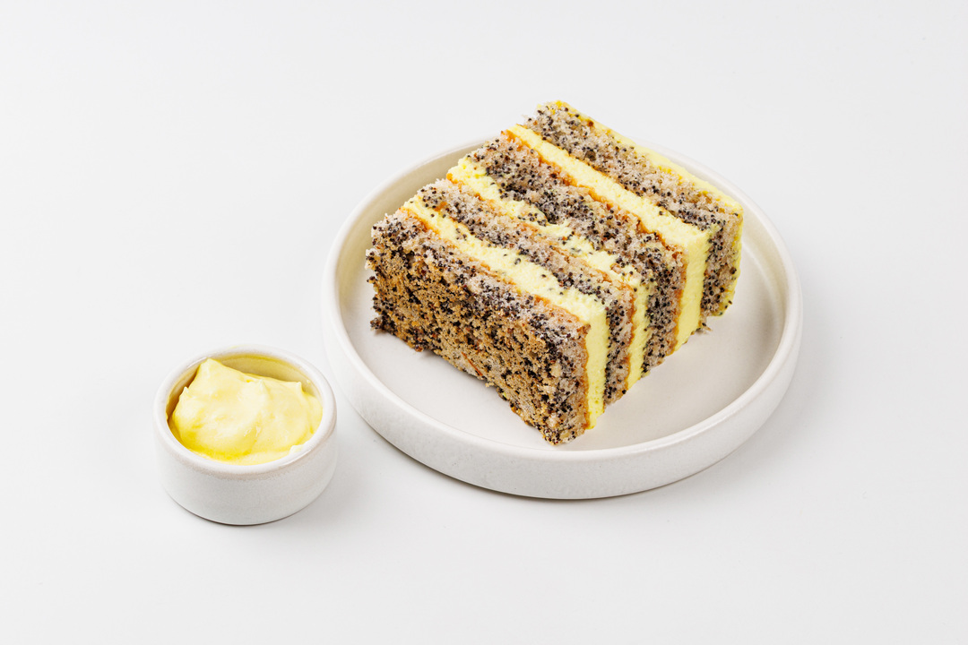 

Пирожное маковое с грецким орехом и лимоном 100 г