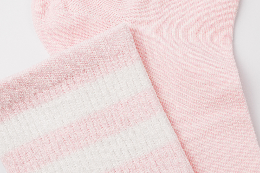 

Ноские женские Oemen светло-розовые размер 25