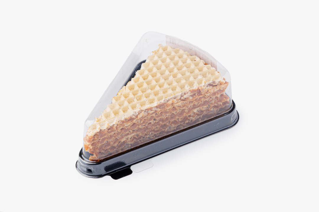 

Пирожное ВкусВилл вафельное с варёнкой и арахисом кафе 65 г