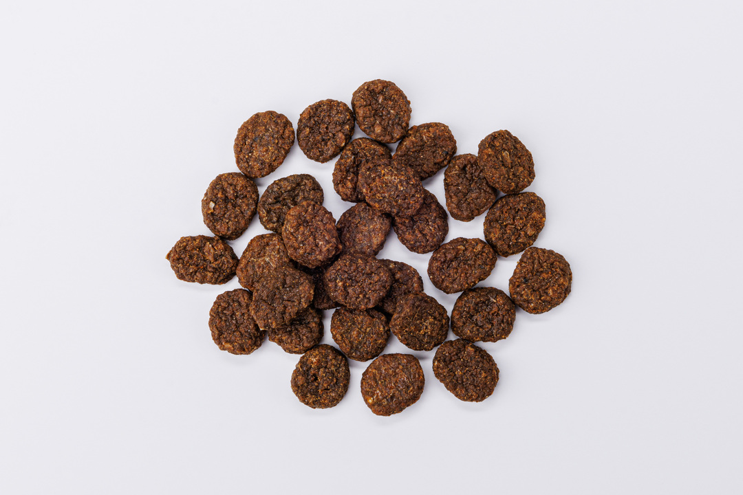 

Лакомство для кошек Кусьвилл Сельдь с кошачьей мятой и спирулиной 50 г