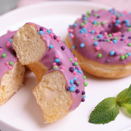 

Донат со вкусом черники и крем-чиз глазированный 66 г