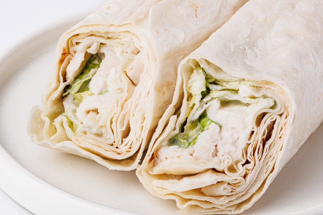 

Сэндвич ролл Вкусвилл с курицей и соусом Дор-Блю 157 г