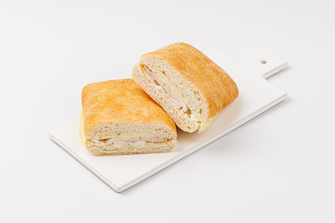 

Чиабатта ВкусВилл с курицей, моцареллой и омлетом, 215 г