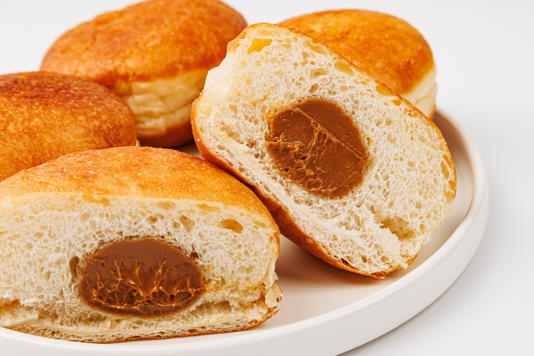 

Пончики с вареной сгущенкой 4 шт. замороженные 280 г