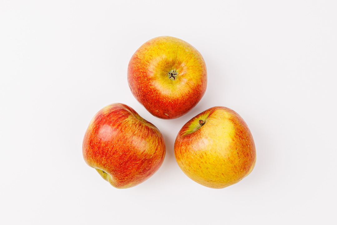 

Яблоко ВкусВилл Юар вес