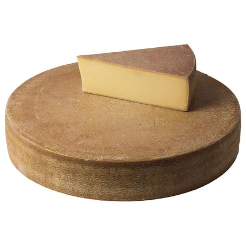 

Сыр Горный Margot Fromage Деревенский 49% вес