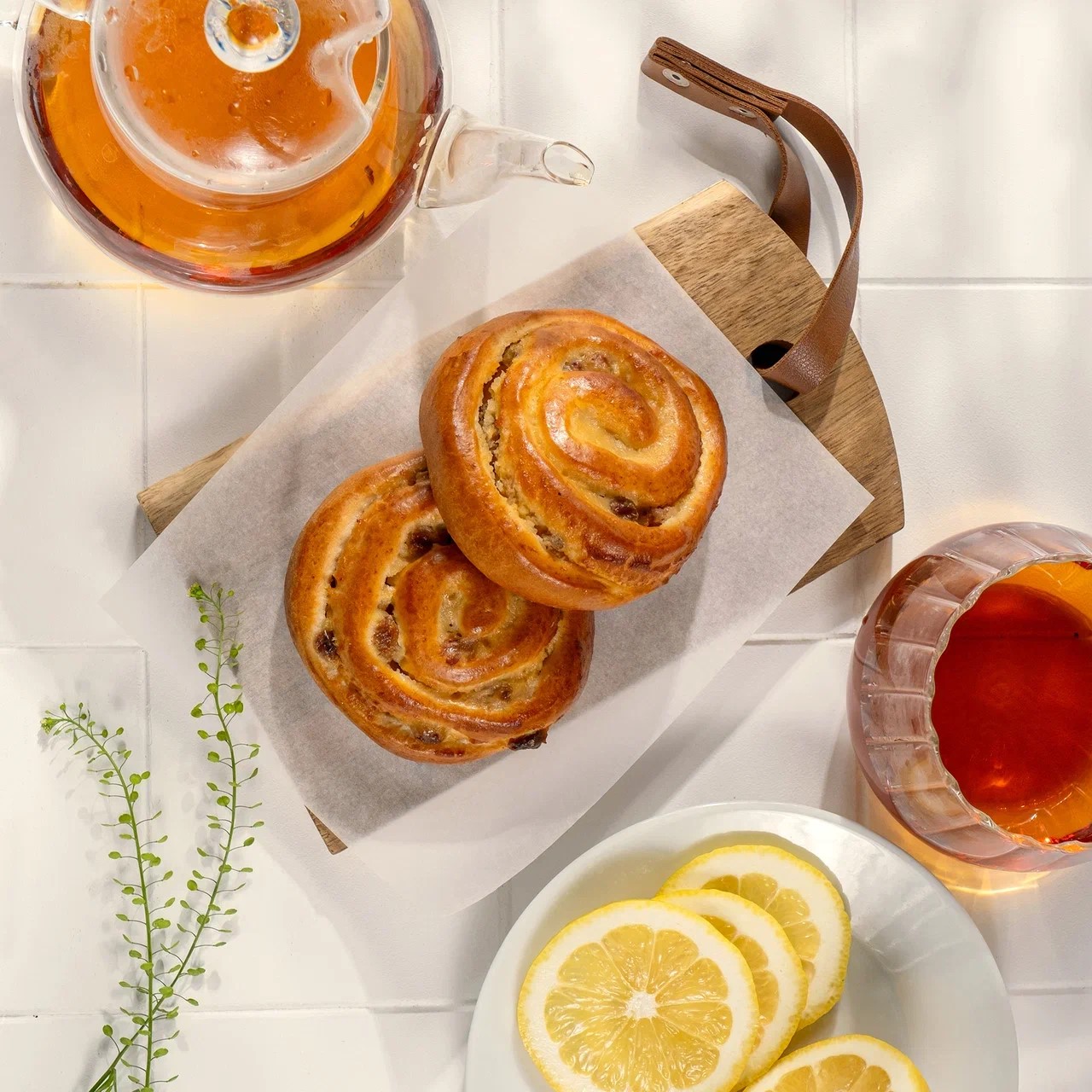 

Улитка Черёмушки с кремом и изюмом 2 шт. x 50 г