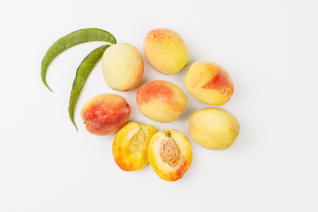 

Персик Золотой триумф вес