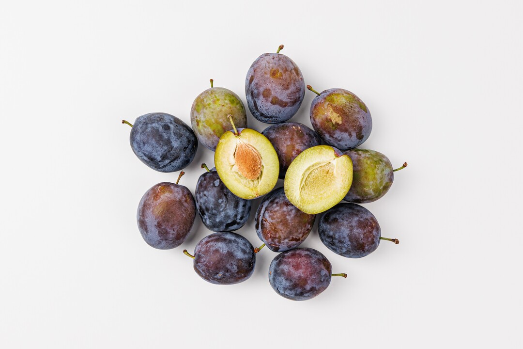 

Слива Армения вес