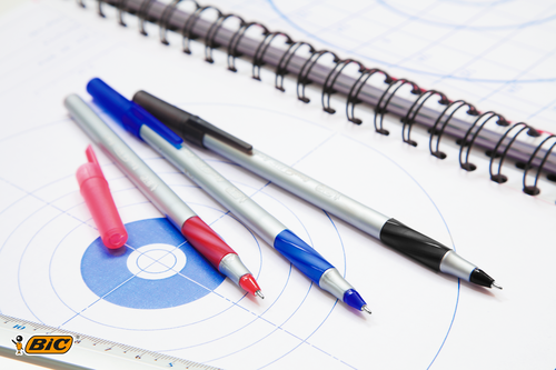 

Набор шариковых ручек Bic Round Stic Exact 0.7 мм синие Арт. 932857 4 шт.