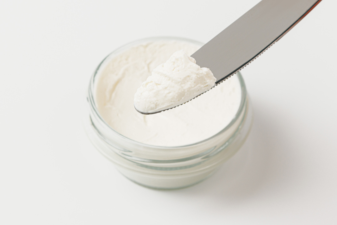 

Сыр ВкусВилл мягкий из козьего молока Шевр 100 г