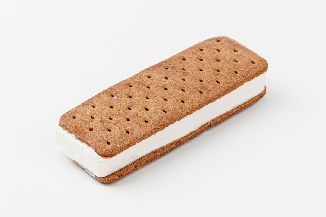 

Пломбир сэндвич ВкусВилл ванильный в печенье 80 г