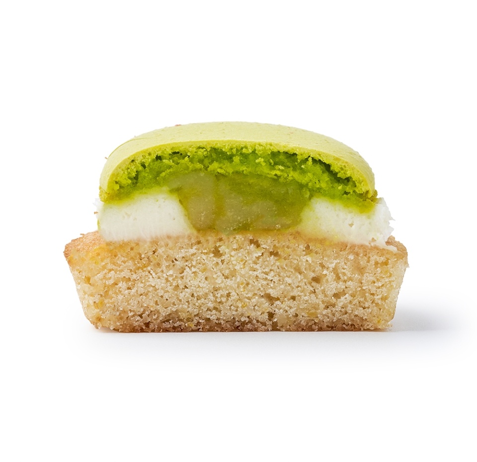 

Набор пирожных капкарон С Днём знаний от шеф-кондитера 300 г