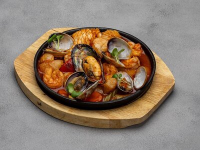 Жаркое из морепродуктов