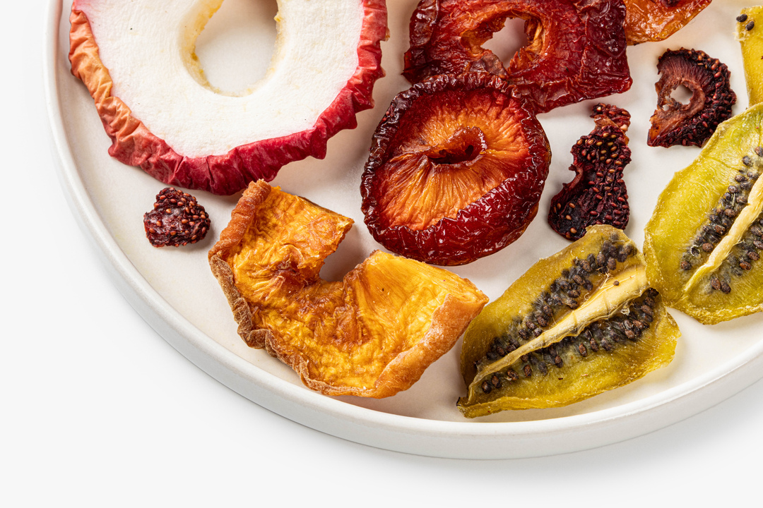 

Смесь фруктово-ягодная ВкусВилл Клубника, слива, яблоко, персик и киви 50 г