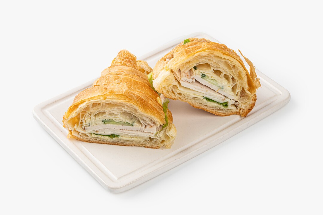 

Круассан-сэндвич ВкусВилл с индейкой и сливочным песто 140 г