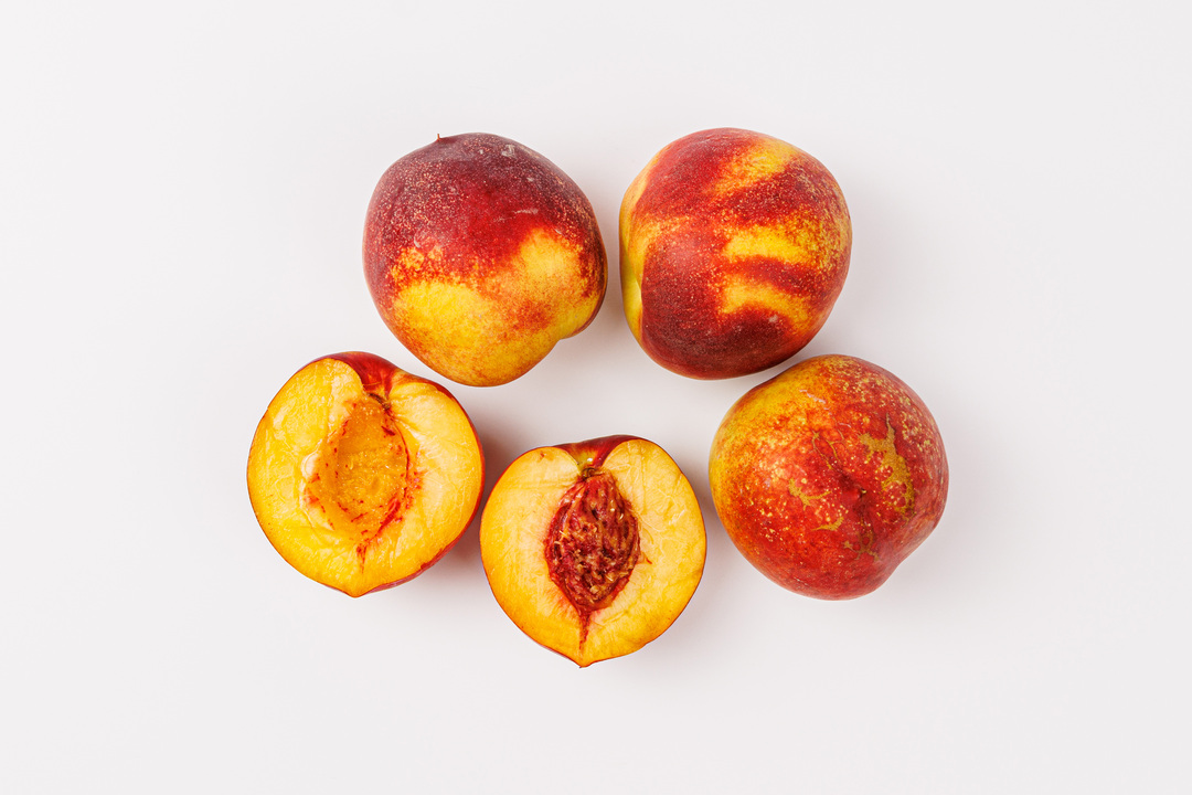 

Нектарин хатайский 500 г