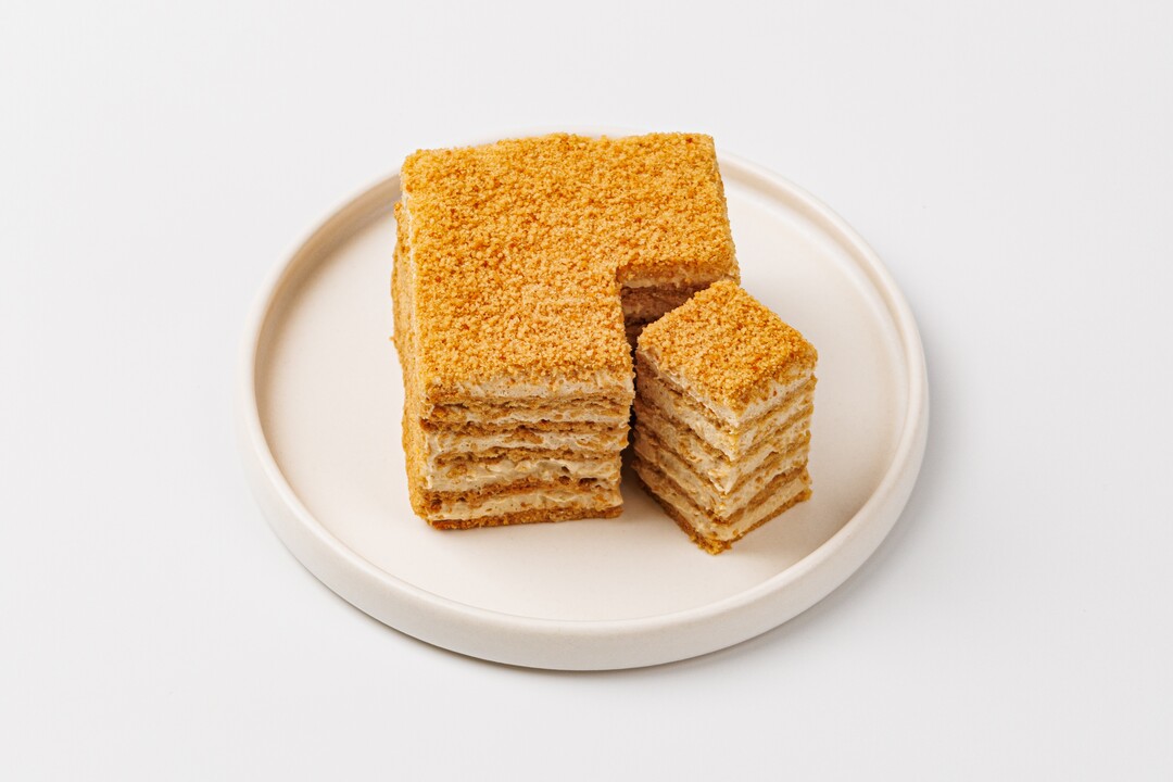 

Пирожное ВкусВилл НеМедовик веган 100 г