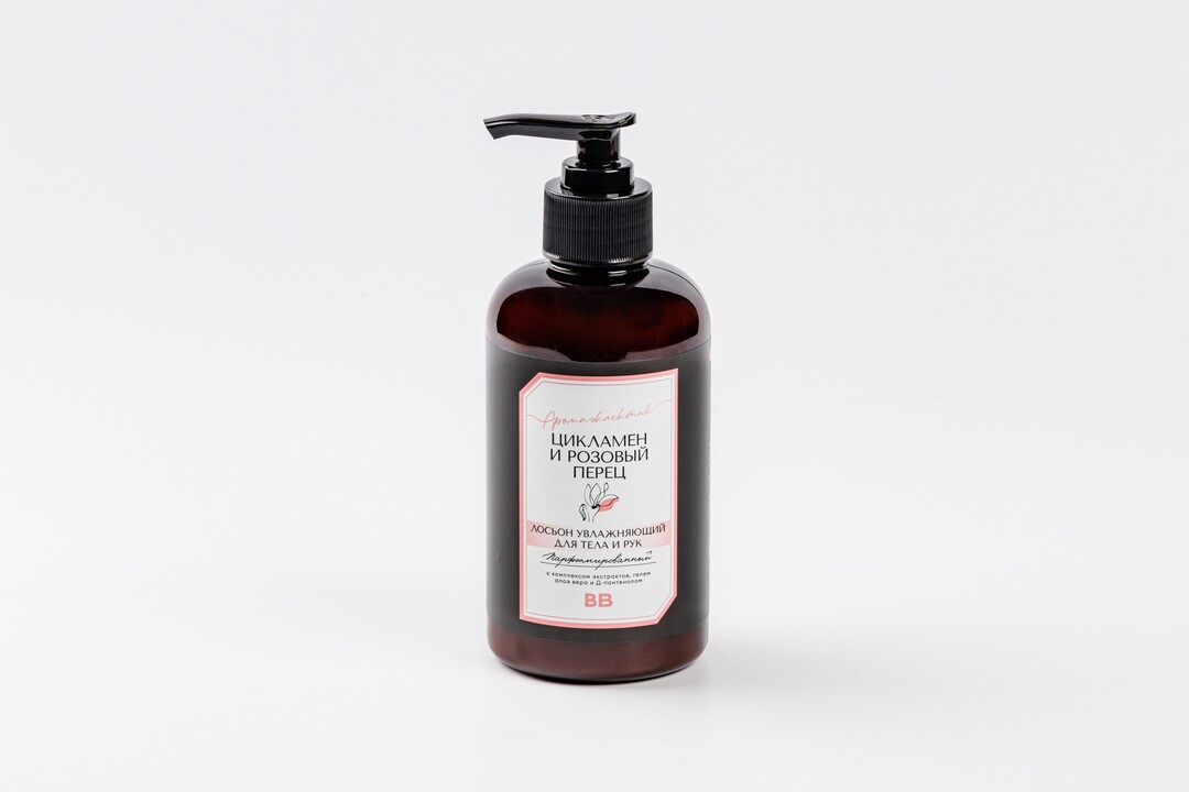 

Лосьон для тела и рук увлажняющий парфюмированный Цикламен и розовый перец 300 мл