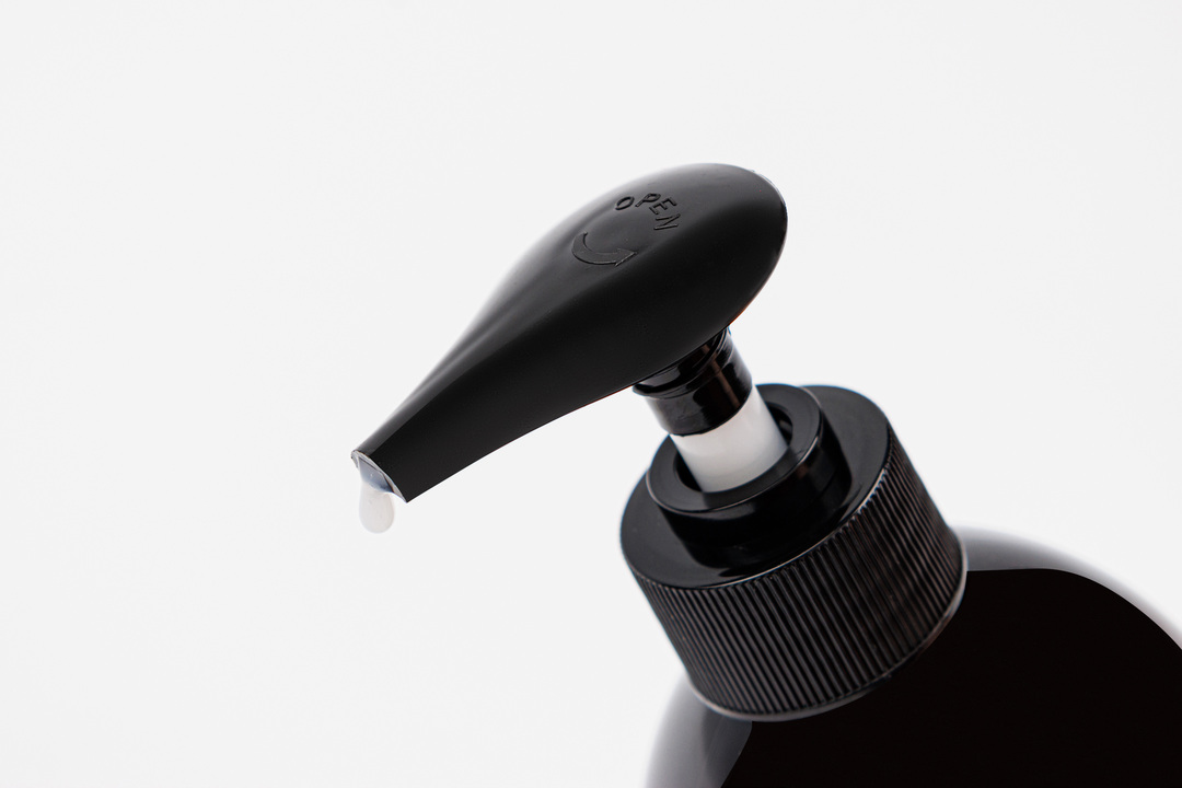 

Мыло жидкое парфюмированное "Дерево уд", 300 мл