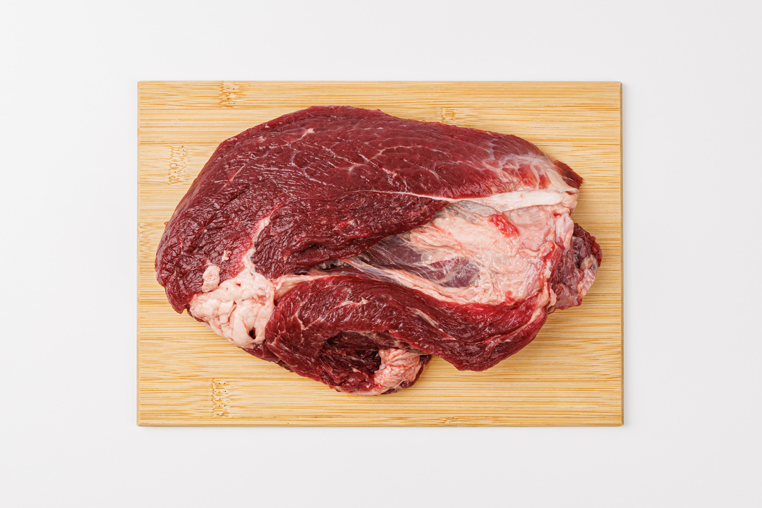 

Говядина оковалок без кости охлажденная вес