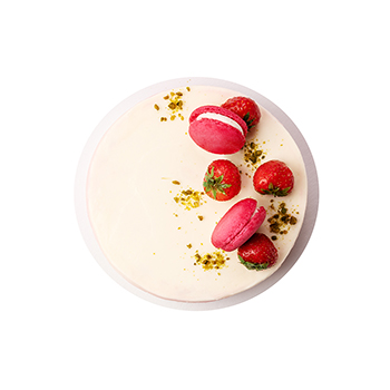 

Торт Азбука Вкуса Красный бархат с клубникой 820 г