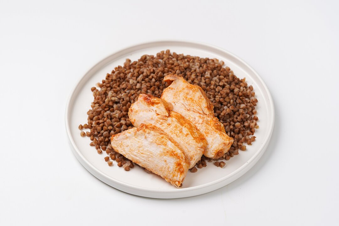 

Куриная грудка ВкусВилл су-вид с гречкой 250 г