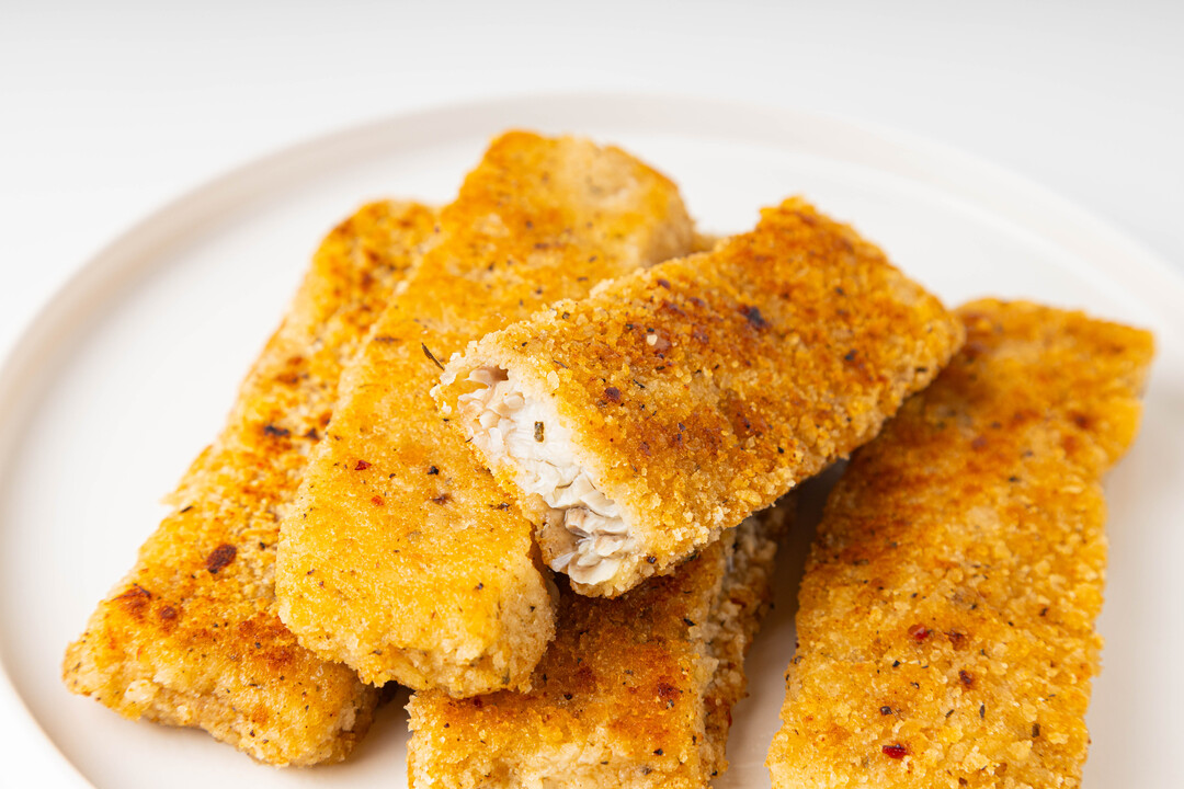 

Филе минтая ВкусВилл в панировке с базиликом, розмарином и орегано замороженное 300 г