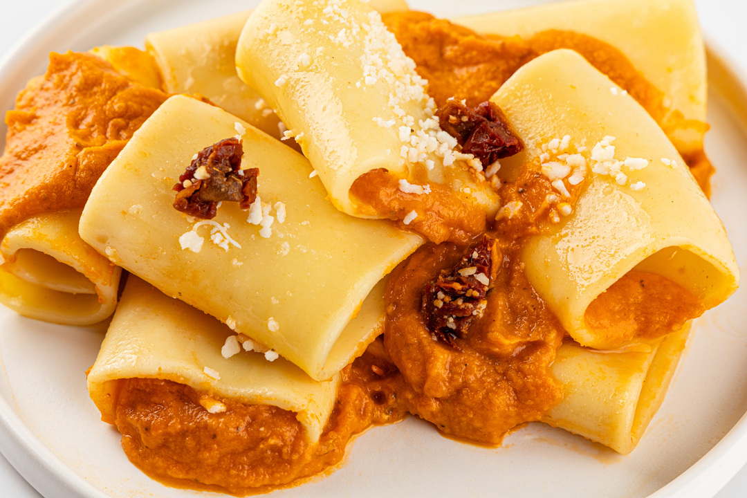 

Паста Паккери Фьордимонте ВкусВилл с помидорами и базиликом 250 г