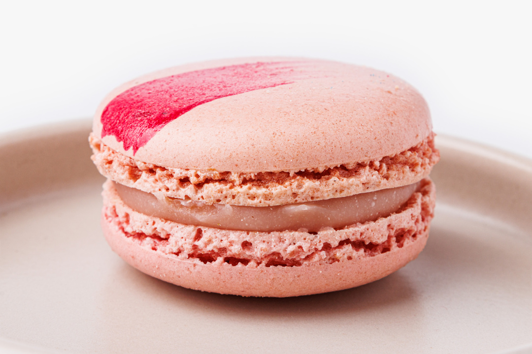 

Макарон ВкусВилл Клубничный чизкейк замороженный 1 шт. 16 г