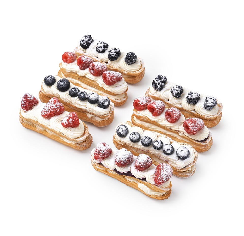 

Набор эклеров Азбука Вкуса с ягодами 810 г