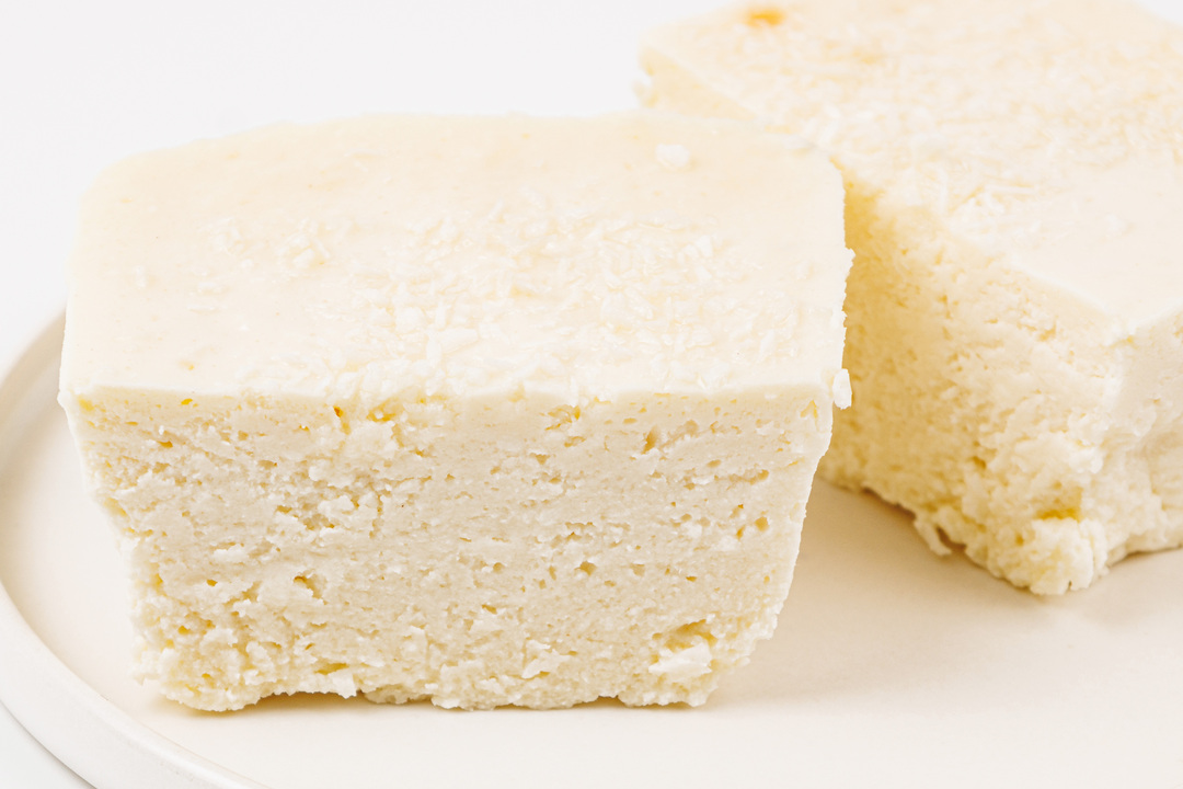 

Запеканка творожная ВкусВилл с кокосом и сгущенным молоком 200 г