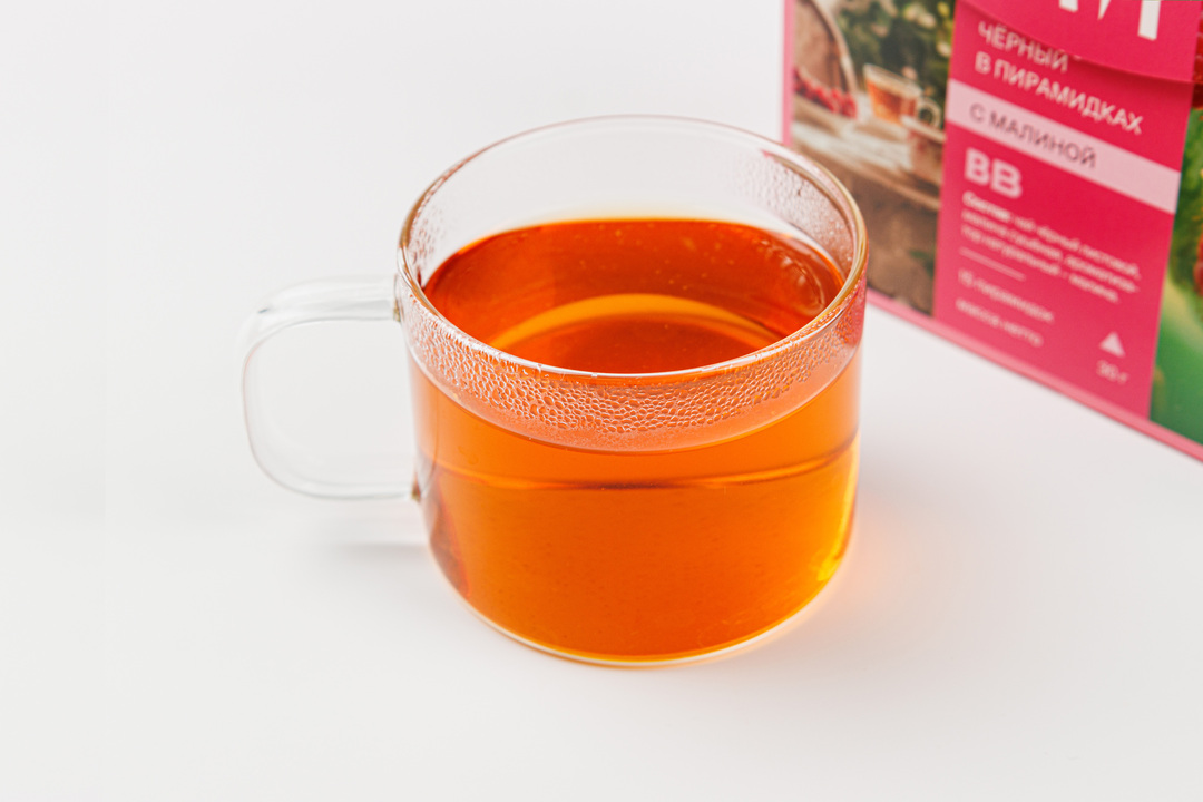 

Чай черный ВкусВилл с малиной в пирамидках 30 г