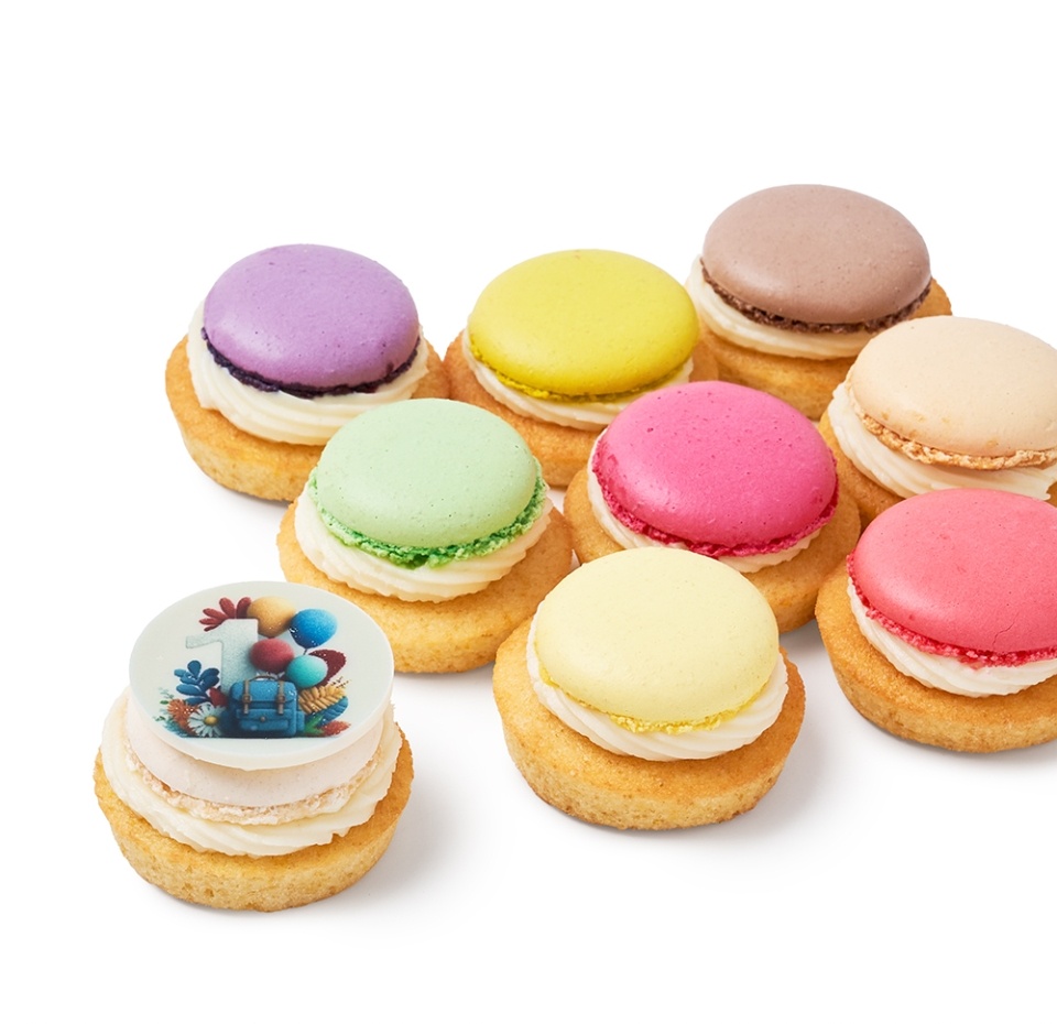 

Набор пирожных капкарон С Днём знаний от шеф-кондитера 300 г