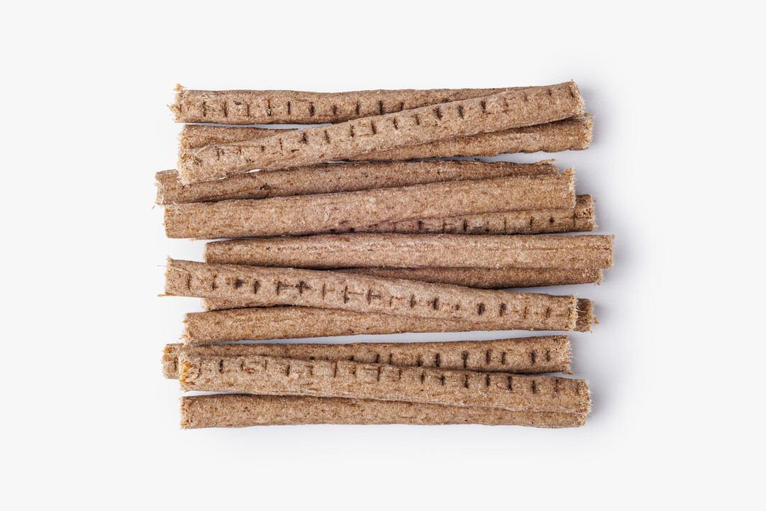 

Лакомство для собак ВкусВилл Мини колбаски оленьи 100 г