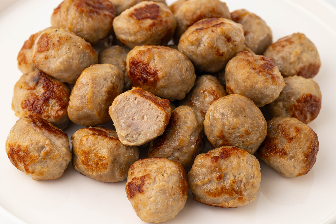 

Фрикадельки ВкусВилл из говядины и цыпленка-бройлера 300 г