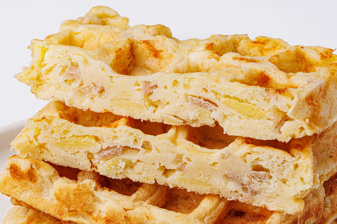 

Вафли картофельные ВкусВилл с сыром и куриной ветчиной 320 г