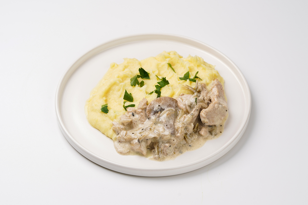 

Бефстроганов из курицы с картофельным пюре ВкусВилл 250 г