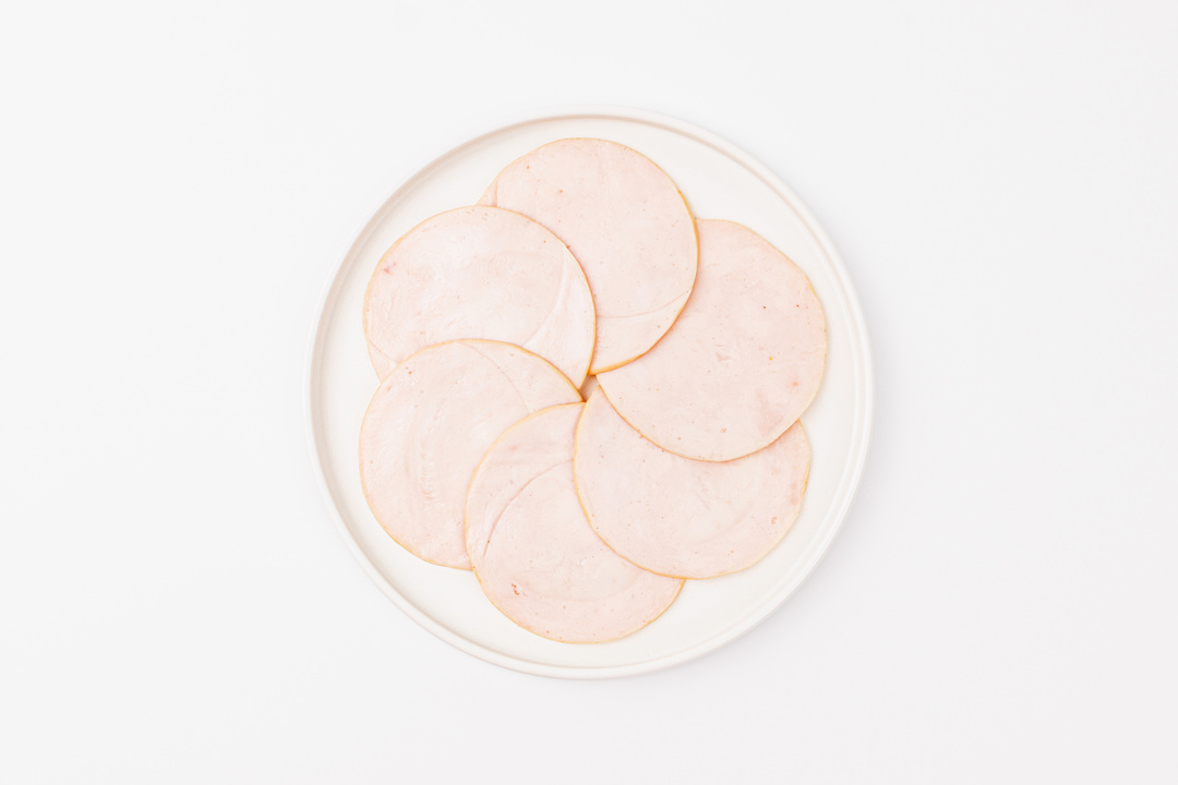 

Ветчина из филе куриной грудки ВкусВилл Легкая классика нарезка 150 г