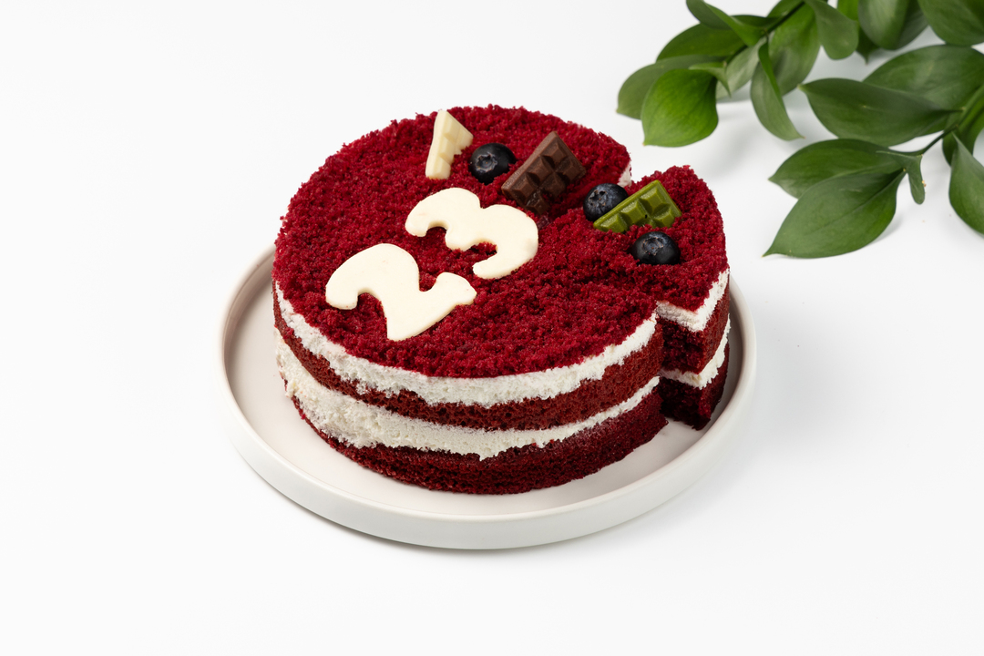 

Торт День защитника красный бисквит с вишней 570 г