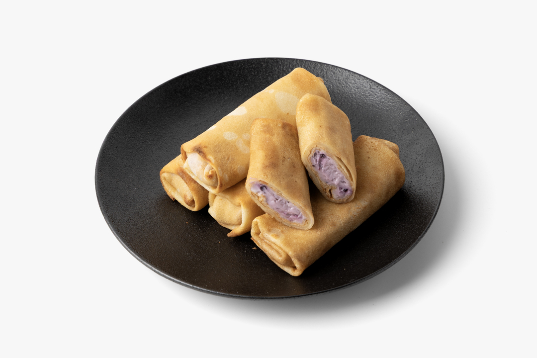 

Большая порция блинов ВкусВилл с кремом и черникой 5 шт. 347 г