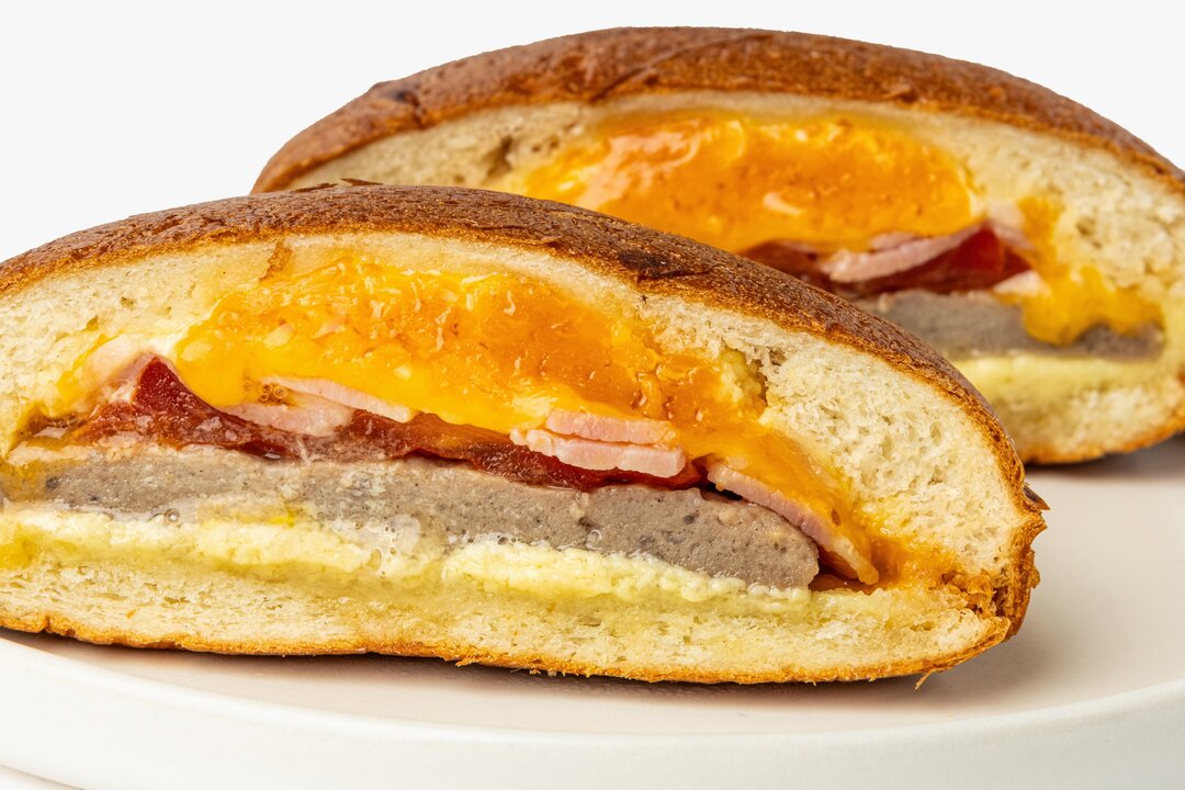 

Бургер запечатанный ВкусВилл с говядиной и беконом 180 г