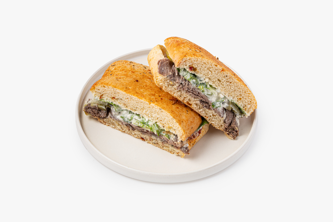 

Сэндвич ВкусВилл на пикантной булочке с ростбифом и соусом Блю Чиз 190 г