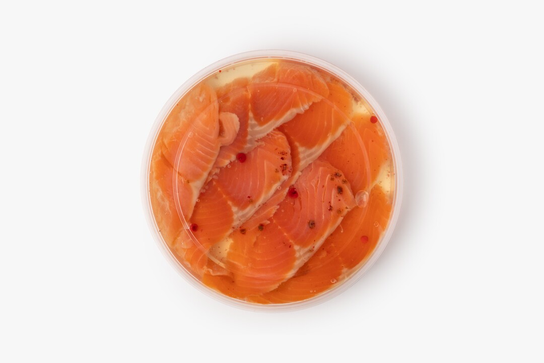 

Форель радужная ВкусВилл филе-ломтики в масле с розовым перцем 180 г