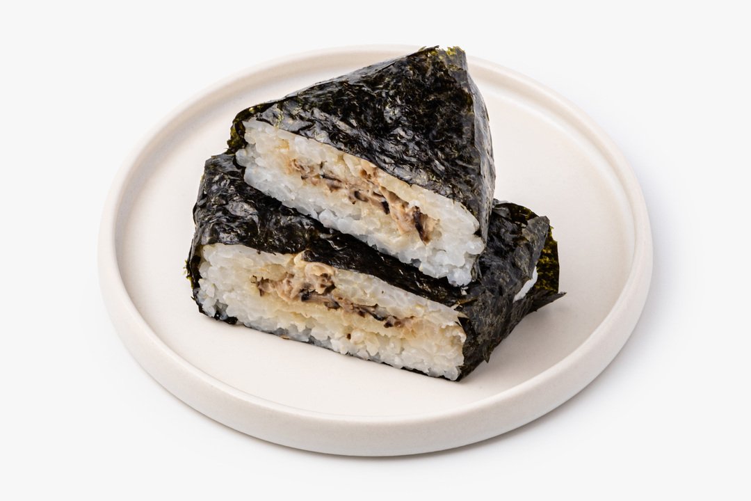 

Онигири ВкусВилл с грибами шиитаке 100 г