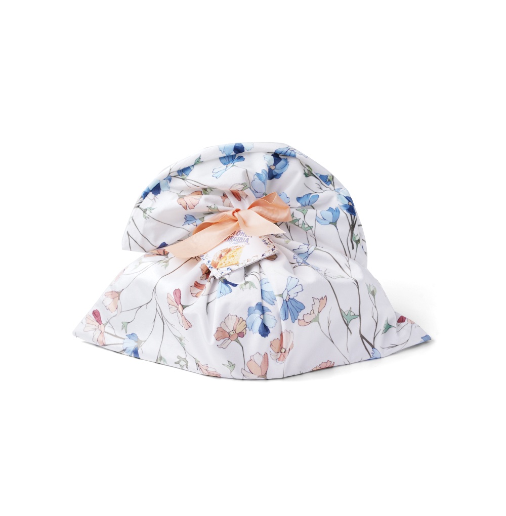 

Кулич классический Amaretti Virginia с апельсиновыми цукатами в тканевой упаковке 1 кг