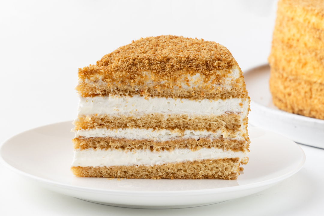 

Торт ВкусВилл Новогодний медово-сметанный 700 г