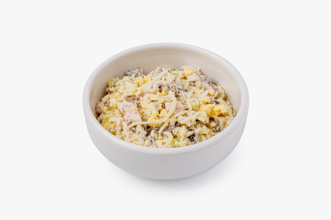 

Салат ВкусВилл с курицей и жареными шампиньонами 180 г