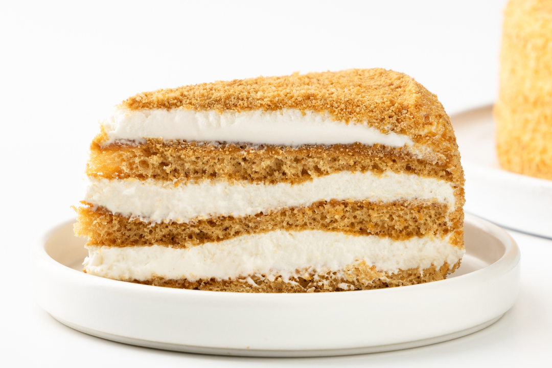 

Торт ВкусВилл Важные слова медово-сметанный 500 г